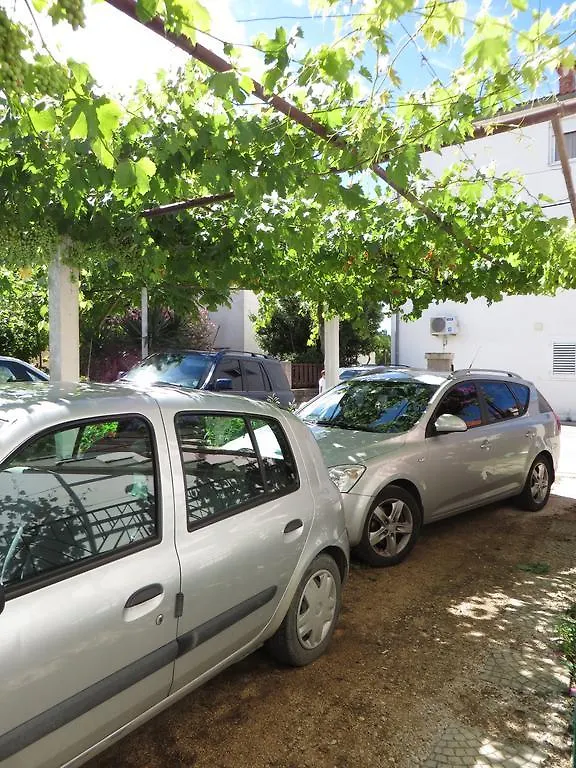 Apartments Ana&Neso Pakostane Croatia