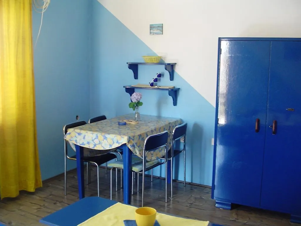 Apartments Ana&Neso Pakostane
